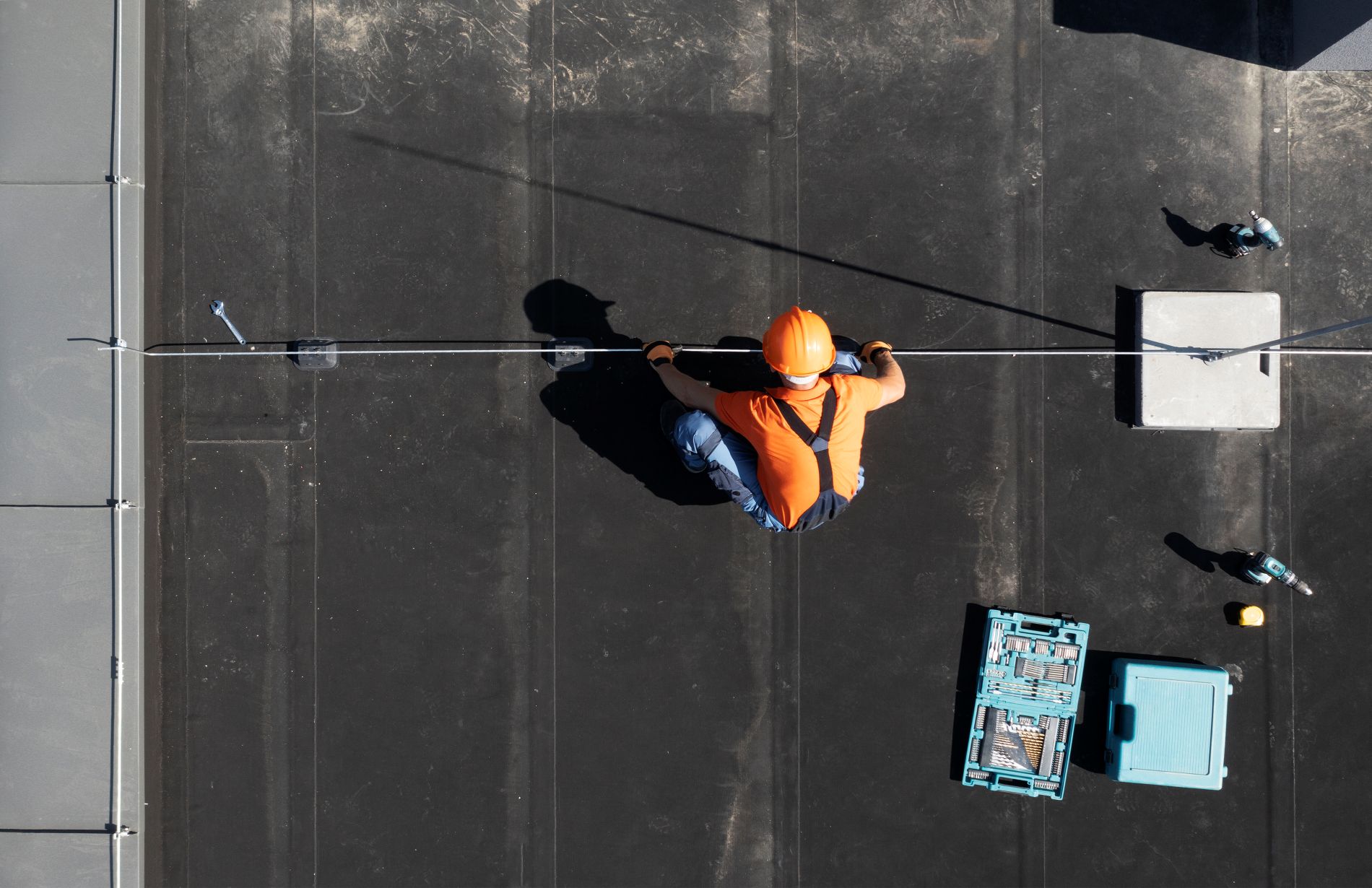 Commercial roof repair